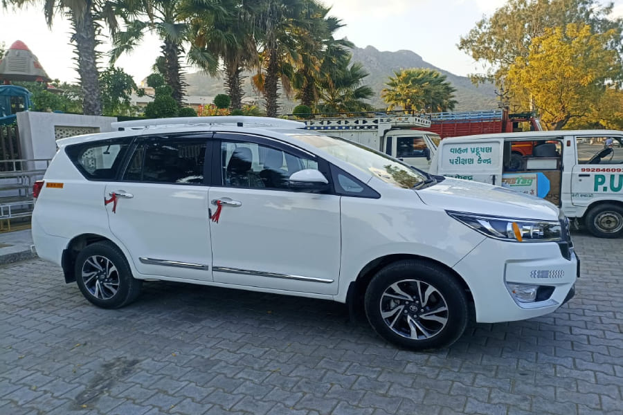 car rental mount abu