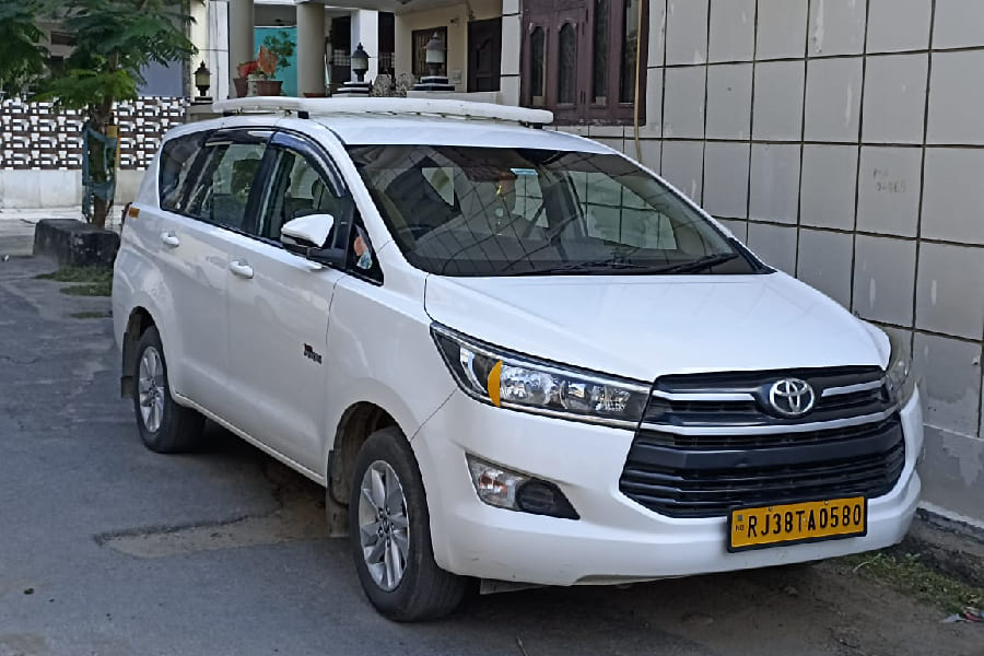 car rental mount abu